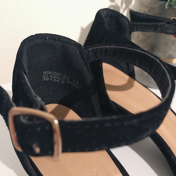 Bamboo Velvet Ankle Strap Block Heel with Buckle 6.5M - Picture 3 of 6